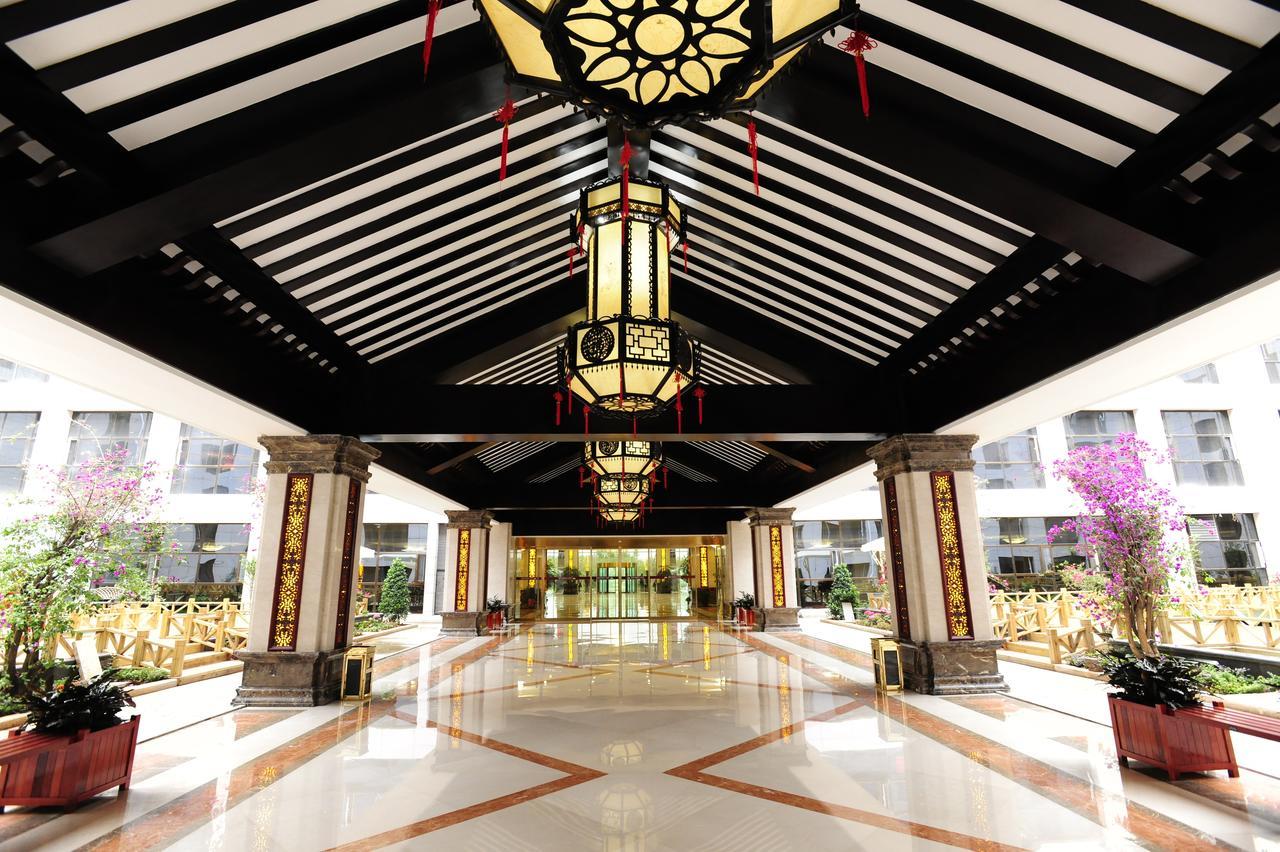 Yinruilin International Hotel Kunming Exteriör bild