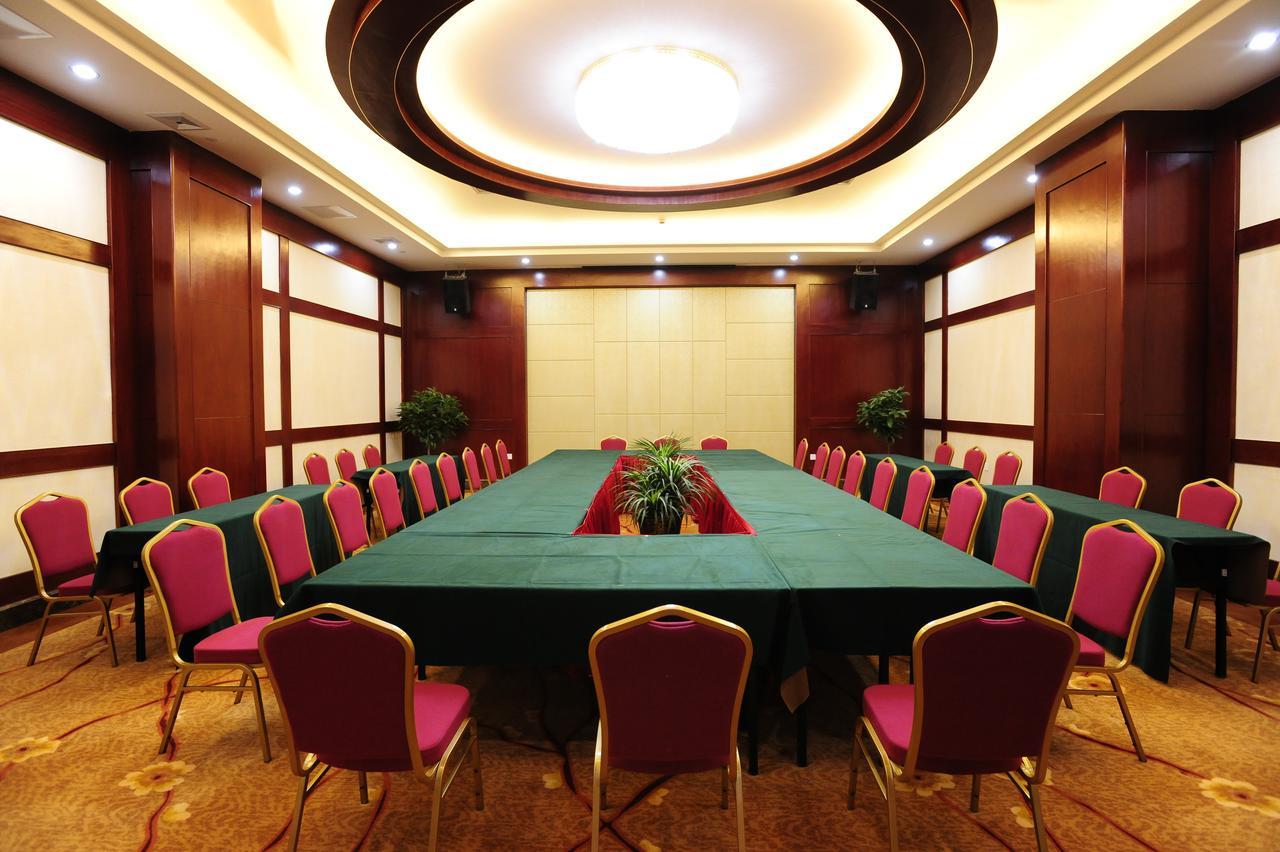 Yinruilin International Hotel Kunming Exteriör bild