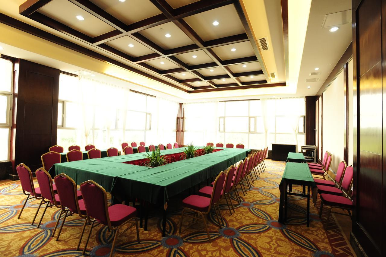 Yinruilin International Hotel Kunming Exteriör bild