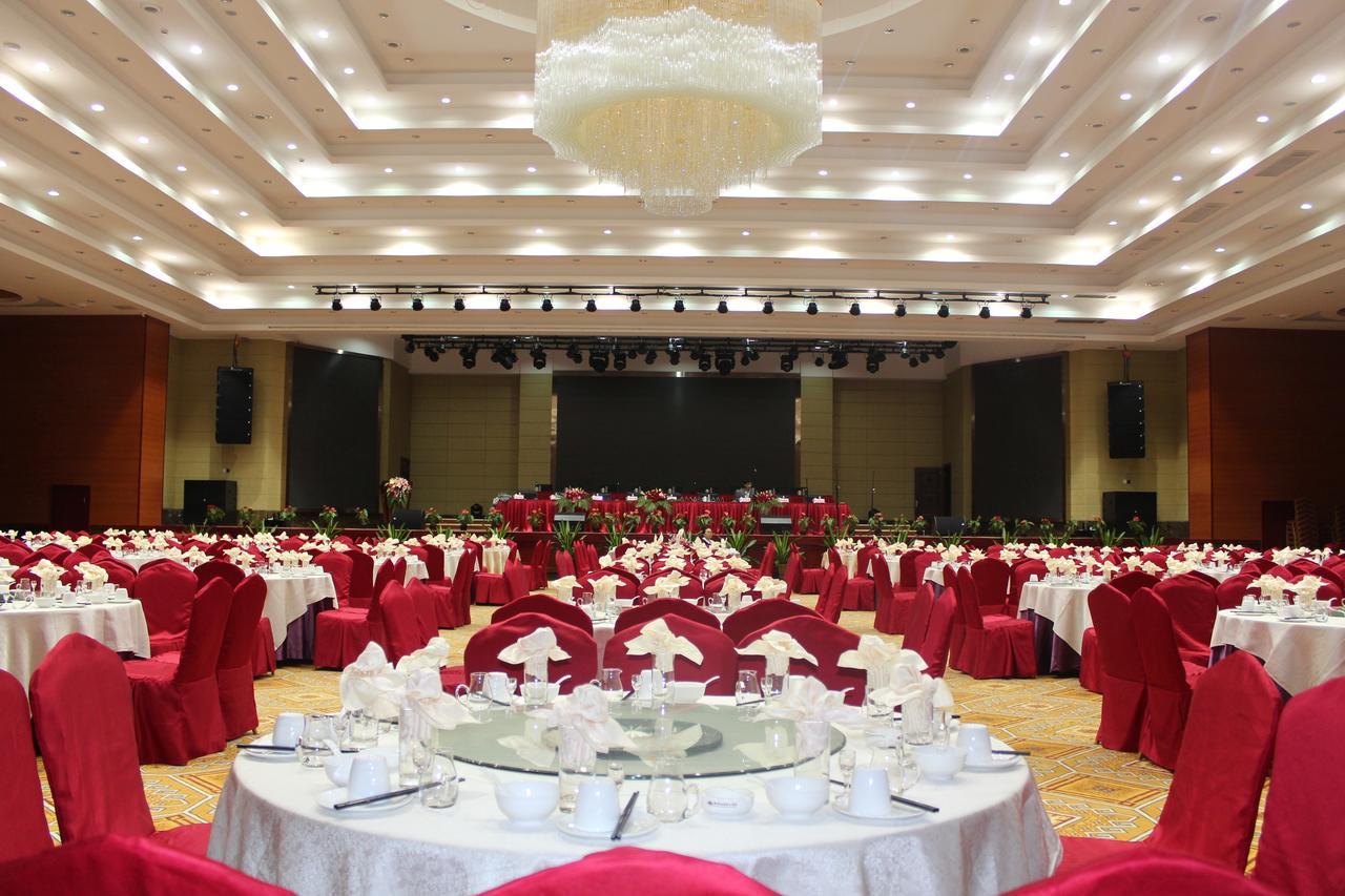 Yinruilin International Hotel Kunming Exteriör bild