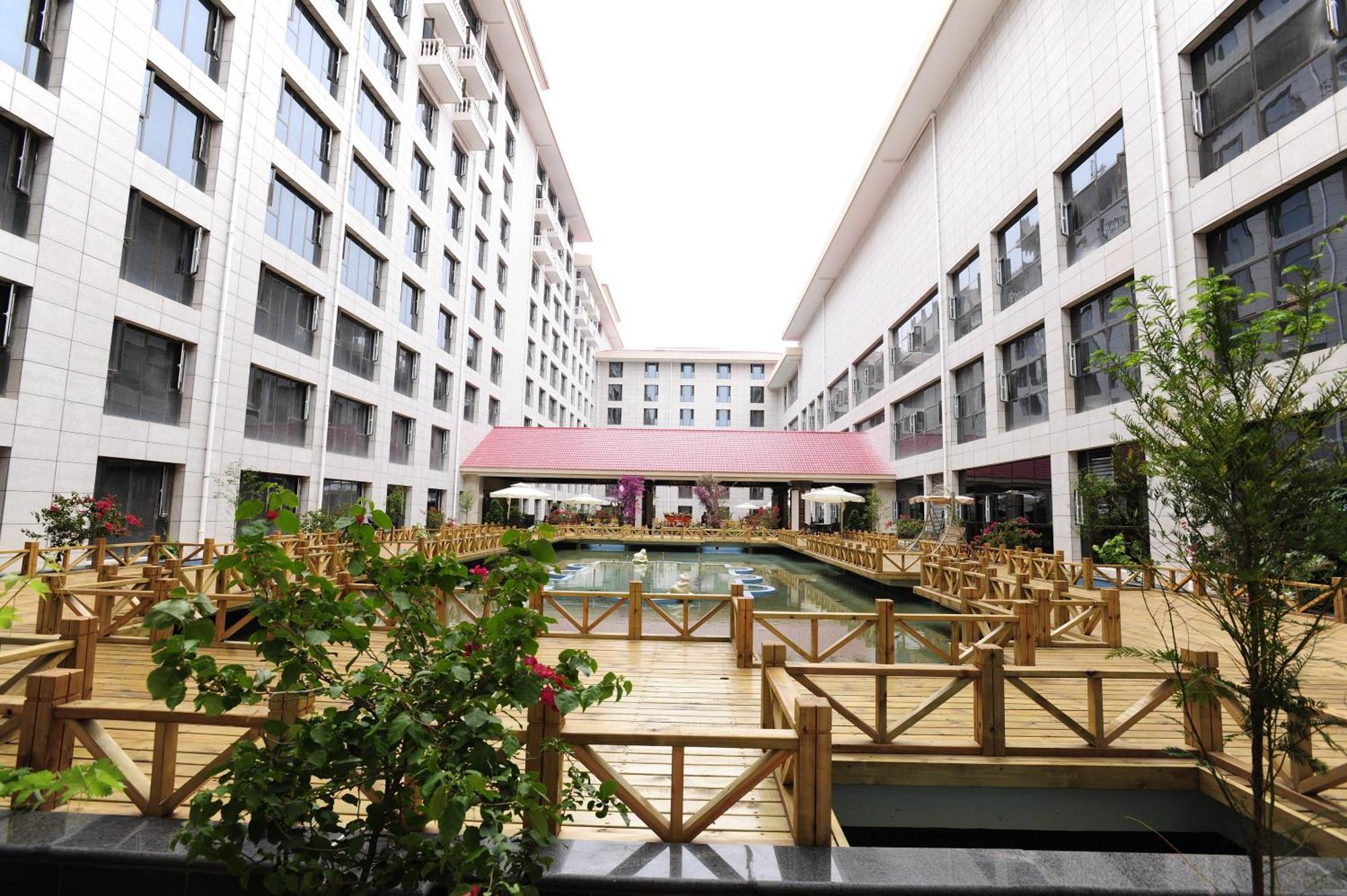 Yinruilin International Hotel Kunming Exteriör bild
