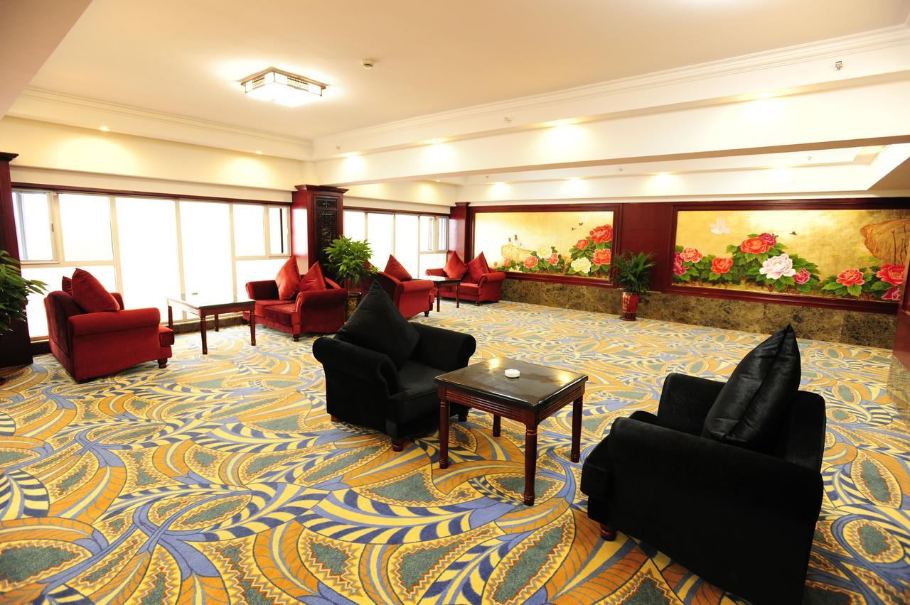 Yinruilin International Hotel Kunming Exteriör bild