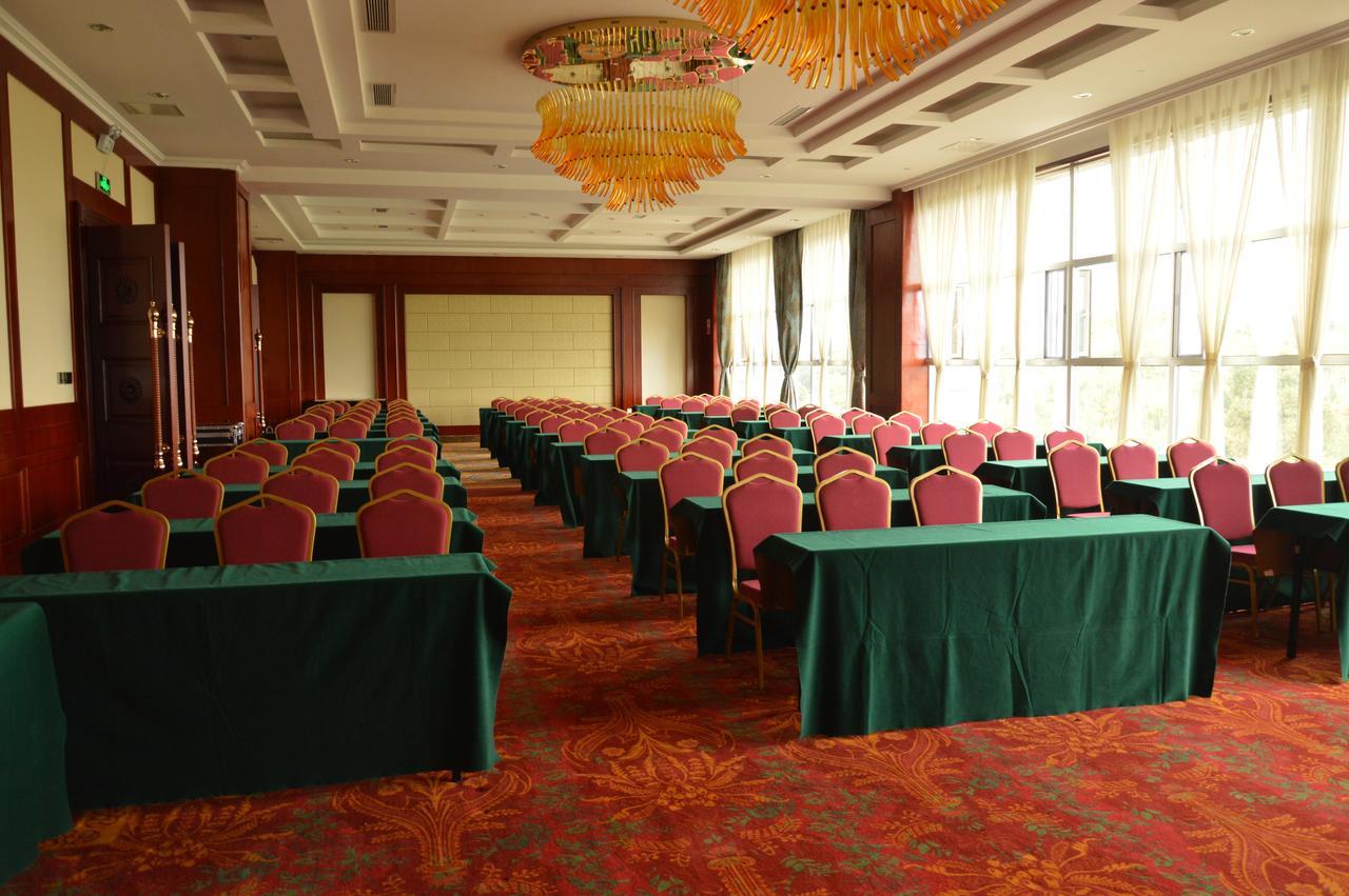 Yinruilin International Hotel Kunming Exteriör bild