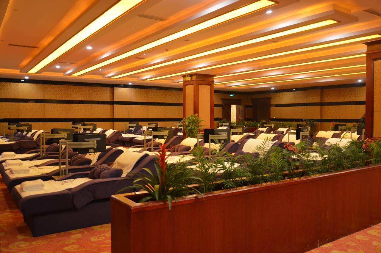Yinruilin International Hotel Kunming Exteriör bild