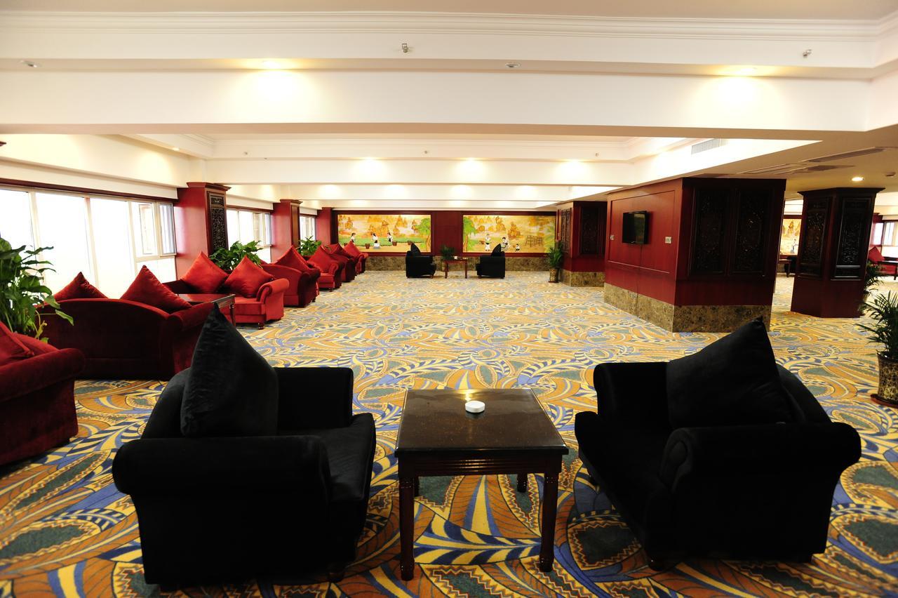 Yinruilin International Hotel Kunming Exteriör bild